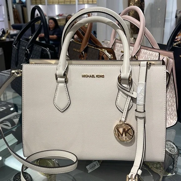 Michael Kors | Bags | Michael Kors Sheila Medium Center Zip